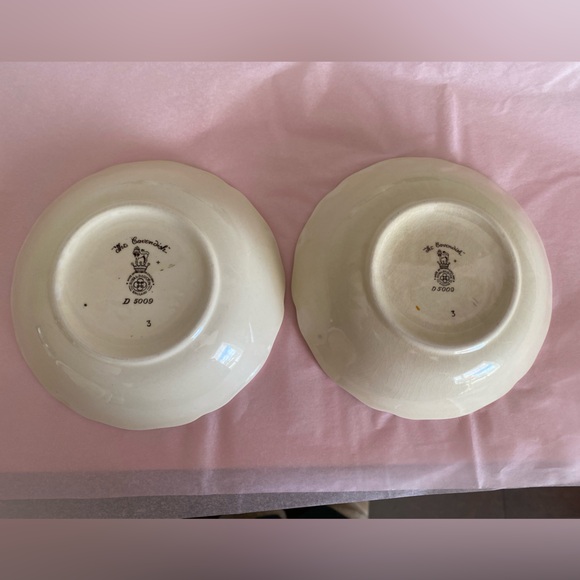 Vtg Set of 2 Royal Doulton Fine Bone China “The Cavendish” Small Dessert Dishes - Picture 7 of 8